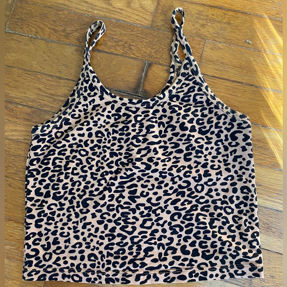 Arq Crop Tank
